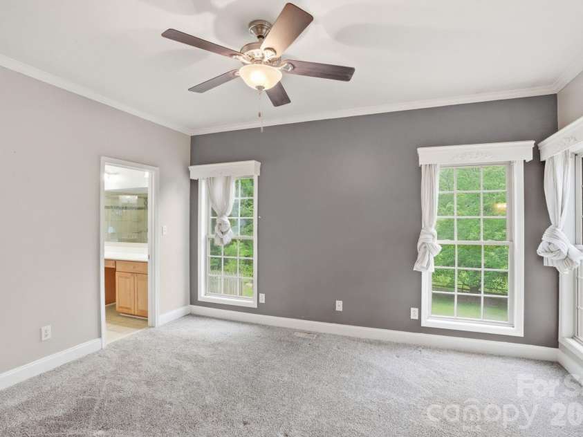 1099 Curve View Road, Lincolnton, NC 28092.  MLS# CAR4389722, YatesRealty ID 30158. 