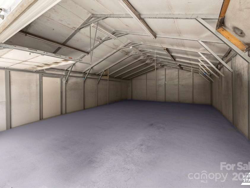 2011 Hampton Heights Street, Lenoir, NC 28645.  MLS# CAR4267552, YatesRealty ID 30159. Detached Garage (Decluttered)