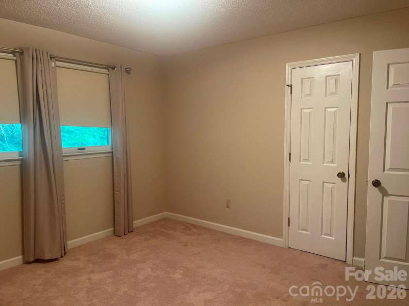 8806 Crestwood Drive, Mount Pleasant, NC 28124.  MLS# CAR4391320, YatesRealty ID 30159. 