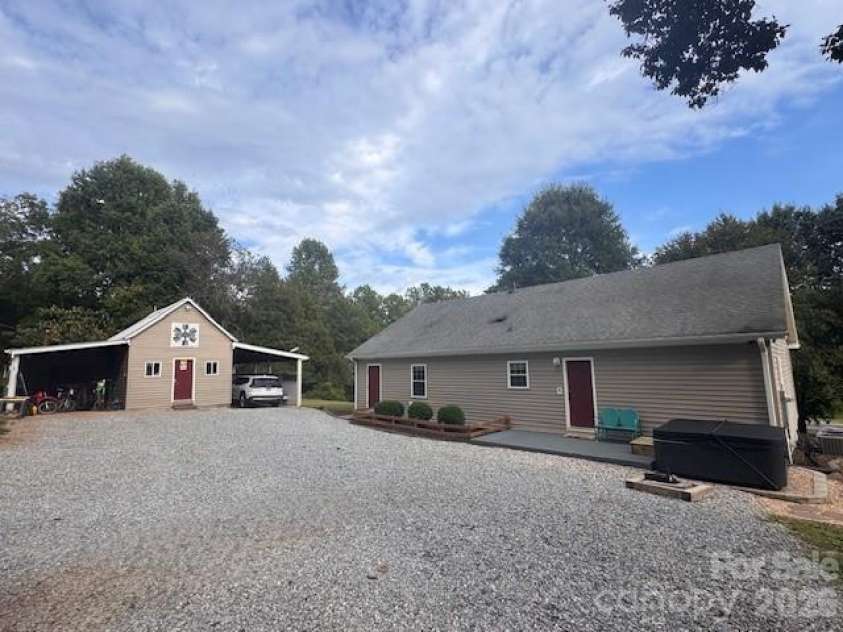 641 Camp Creek Road, Union Mills, NC 28167.  MLS# CAR4302930, YatesRealty ID 3016. 