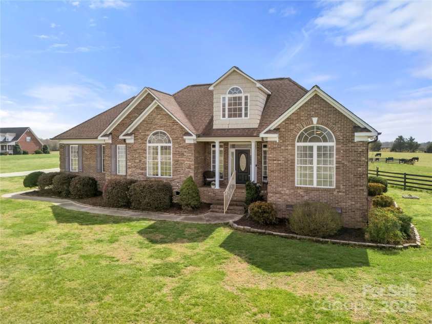 6808 Austin Grove Church Road, Marshville, NC 28103.  MLS# CAR4235474, YatesRealty ID 3016. 