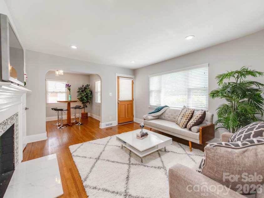 3414 June Drive, Charlotte, NC 28205.  MLS# CAR4390268, YatesRealty ID 30160. 