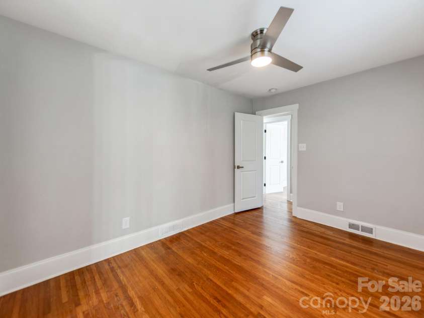 3414 June Drive, Charlotte, NC 28205.  MLS# CAR4390268, YatesRealty ID 30160. 