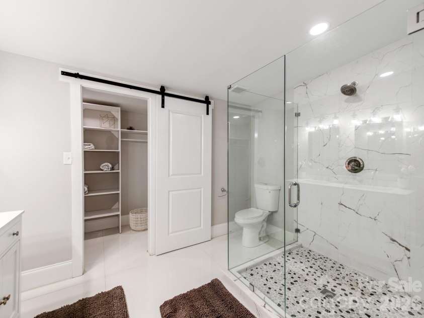 3414 June Drive, Charlotte, NC 28205.  MLS# CAR4390268, YatesRealty ID 30160. 