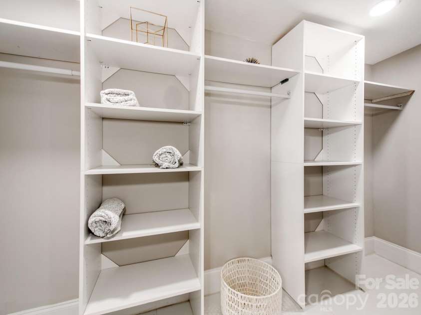 3414 June Drive, Charlotte, NC 28205.  MLS# CAR4390268, YatesRealty ID 30160. 