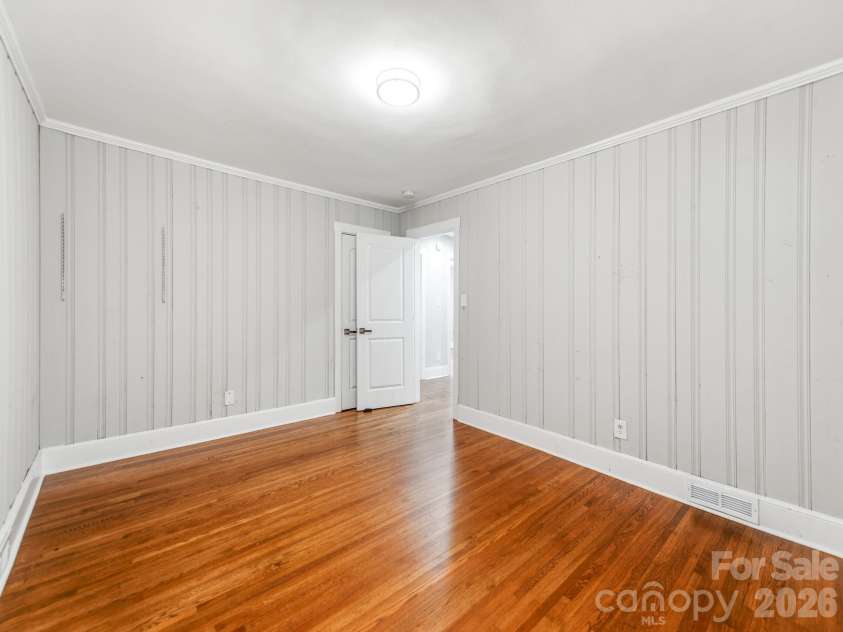 3414 June Drive, Charlotte, NC 28205.  MLS# CAR4390268, YatesRealty ID 30160. 