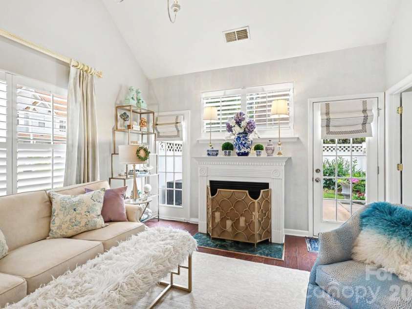 11184 Saintsbury Place, Charlotte, NC 28270.  MLS# CAR4359554, YatesRealty ID 30161. 