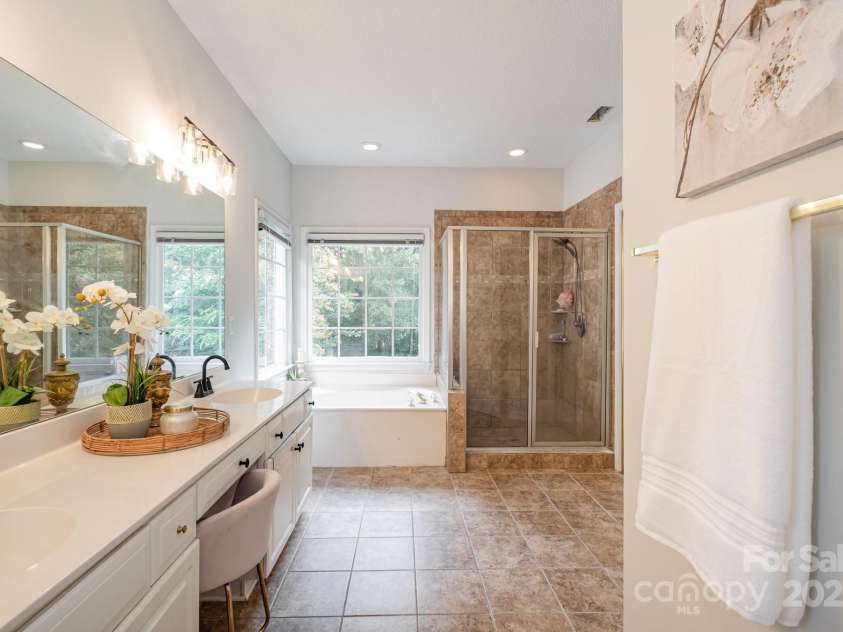 1239 Boyden Place, Concord, NC 28027.  MLS# CAR4285541, YatesRealty ID 30161. 