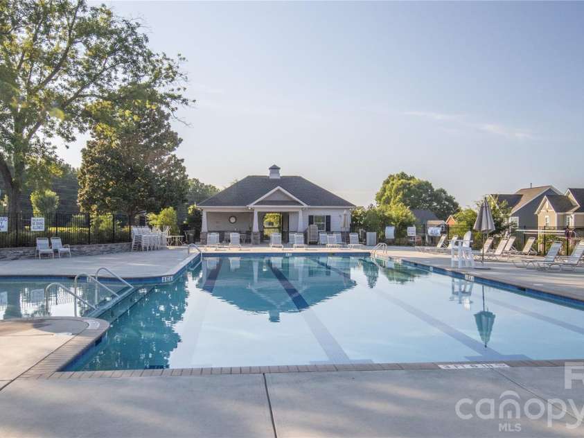 637 Amber Meadows Way, Tega Cay, SC 29708.  MLS# CAR4383765, YatesRealty ID 30162. Community Pool with Splash Pool