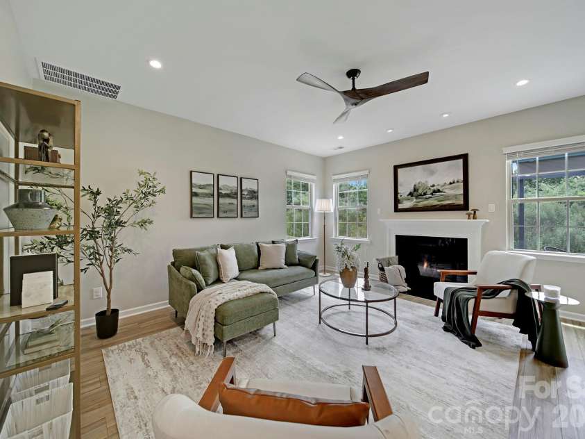 637 Amber Meadows Way, Tega Cay, SC 29708.  MLS# CAR4383765, YatesRealty ID 30162. Living Room with Fireplace
