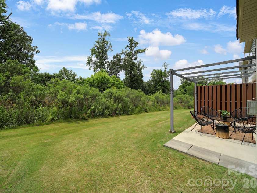 637 Amber Meadows Way, Tega Cay, SC 29708.  MLS# CAR4383765, YatesRealty ID 30162. Private Backyard