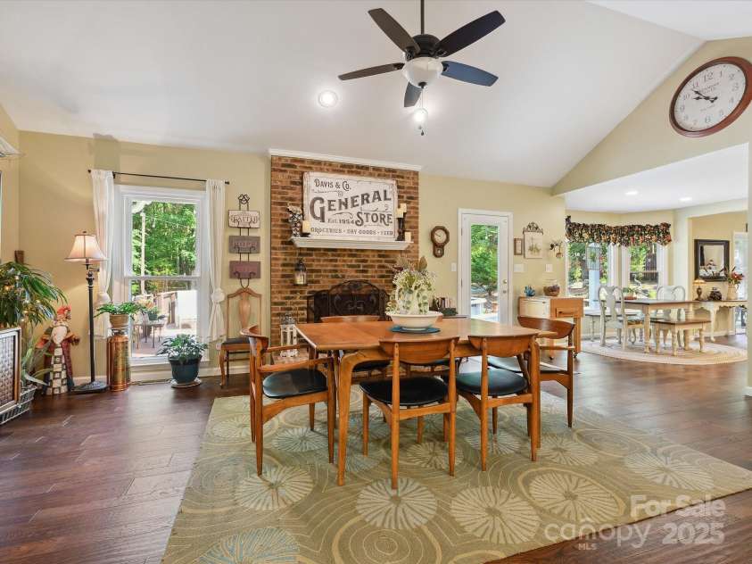 7300 Bailywick Drive, Waxhaw, NC 28173.  MLS# CAR4266190, YatesRealty ID 30163. 