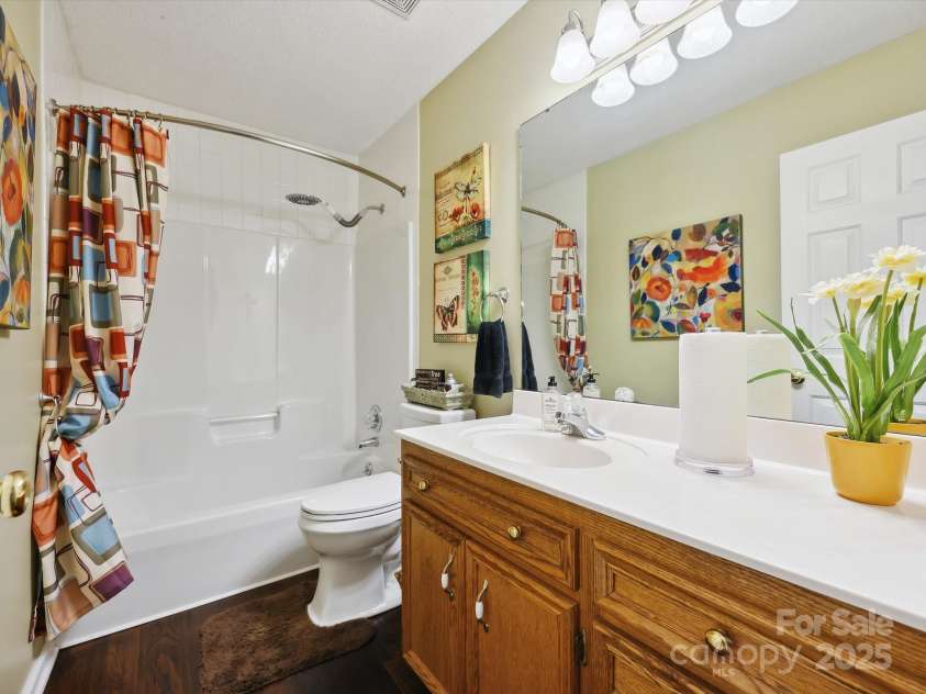 7300 Bailywick Drive, Waxhaw, NC 28173.  MLS# CAR4266190, YatesRealty ID 30163. 