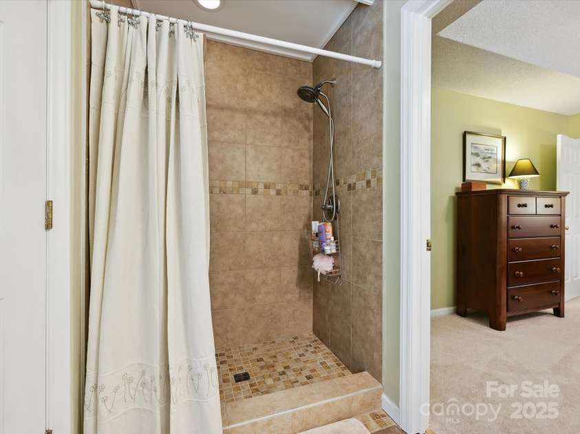 7300 Bailywick Drive, Waxhaw, NC 28173.  MLS# CAR4266190, YatesRealty ID 30163. 