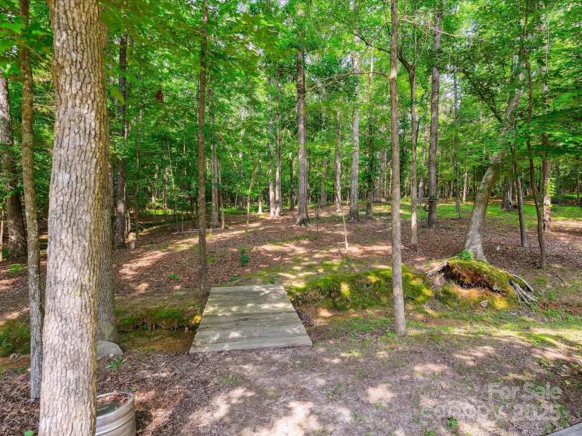 7300 Bailywick Drive, Waxhaw, NC 28173.  MLS# CAR4266190, YatesRealty ID 30163. 