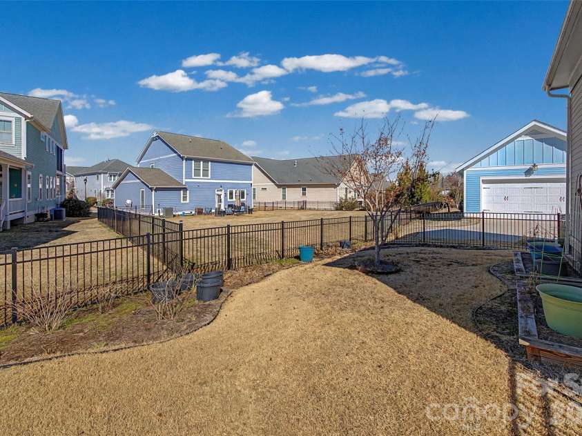 786 Bluff Loop Road, Rock Hill, SC 29730.  MLS# CAR4341906, YatesRealty ID 30163. 