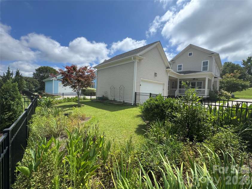 786 Bluff Loop Road, Rock Hill, SC 29730.  MLS# CAR4341906, YatesRealty ID 30163. 