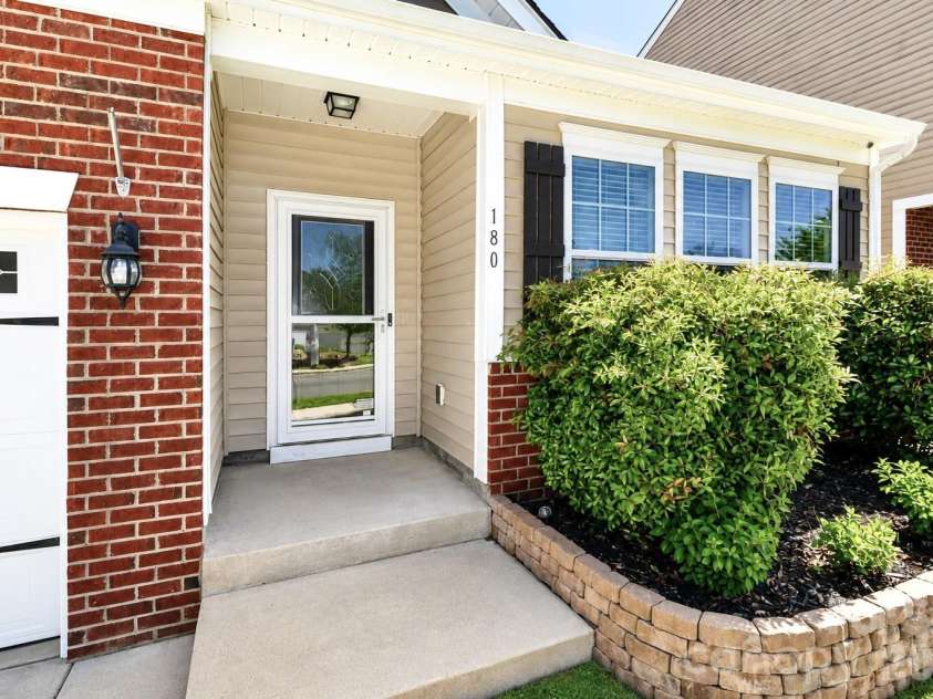 180 Cromwell Drive, Mooresville, NC 28115.  MLS# CAR4346533, YatesRealty ID 30164. 