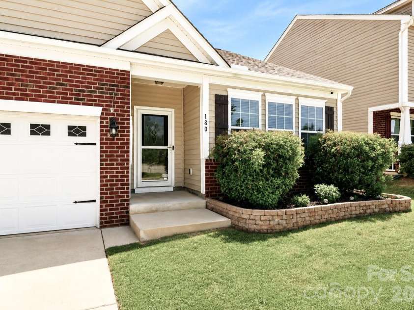 180 Cromwell Drive, Mooresville, NC 28115.  MLS# CAR4346533, YatesRealty ID 30164. 