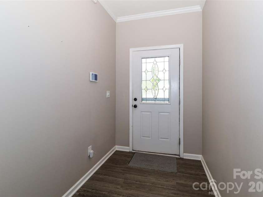180 Cromwell Drive, Mooresville, NC 28115.  MLS# CAR4346533, YatesRealty ID 30164. 