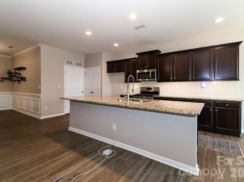 180 Cromwell Drive, Mooresville, NC 28115.  MLS# CAR4346533, YatesRealty ID 30164. 