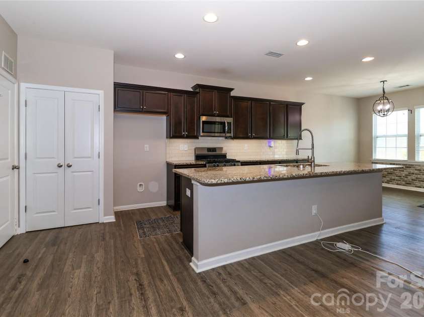 180 Cromwell Drive, Mooresville, NC 28115.  MLS# CAR4346533, YatesRealty ID 30164. 