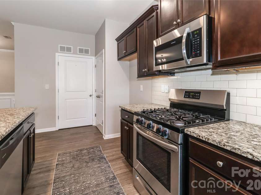 180 Cromwell Drive, Mooresville, NC 28115.  MLS# CAR4346533, YatesRealty ID 30164. 