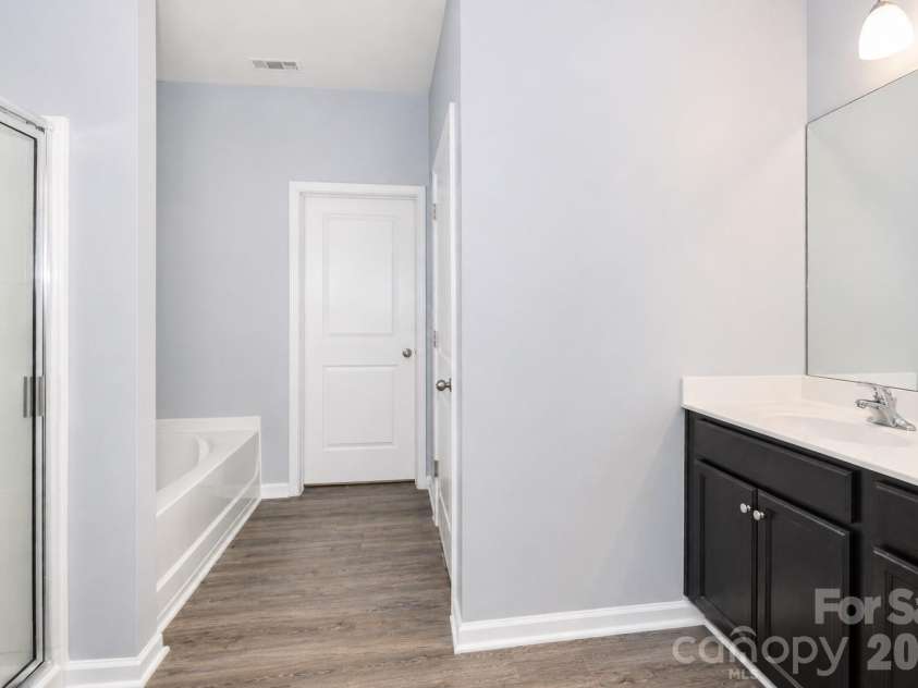 180 Cromwell Drive, Mooresville, NC 28115.  MLS# CAR4346533, YatesRealty ID 30164. 