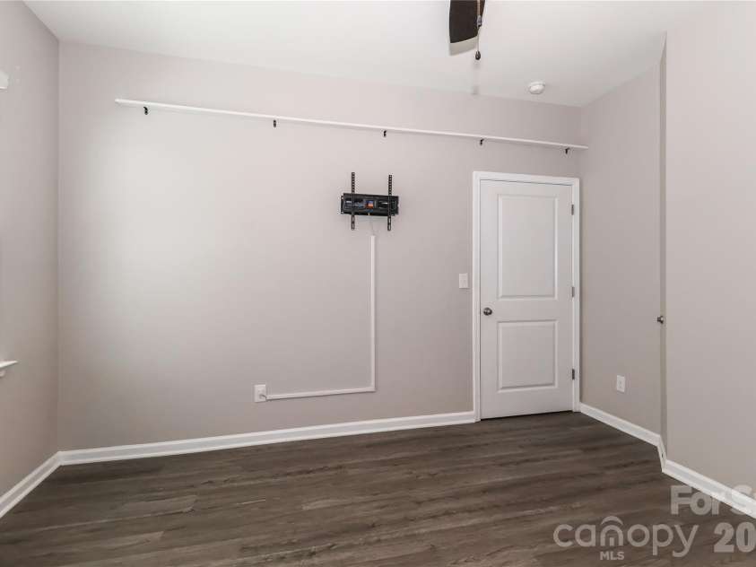 180 Cromwell Drive, Mooresville, NC 28115.  MLS# CAR4346533, YatesRealty ID 30164. 