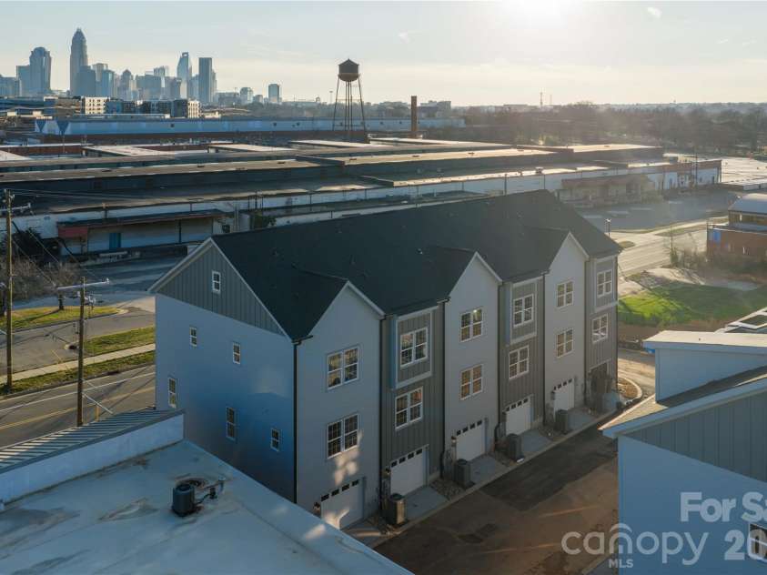 3002 Casting Street, Charlotte, NC 28206.  MLS# CAR4362731, YatesRealty ID 30165. 