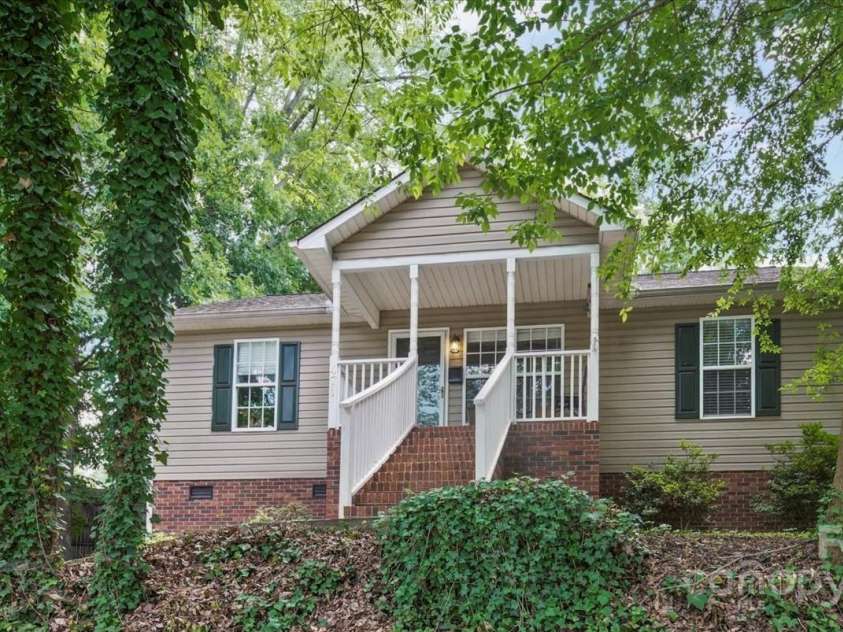 471 Hillandale Street, Concord, NC 28025.  MLS# CAR4267130, YatesRealty ID 30165. 
