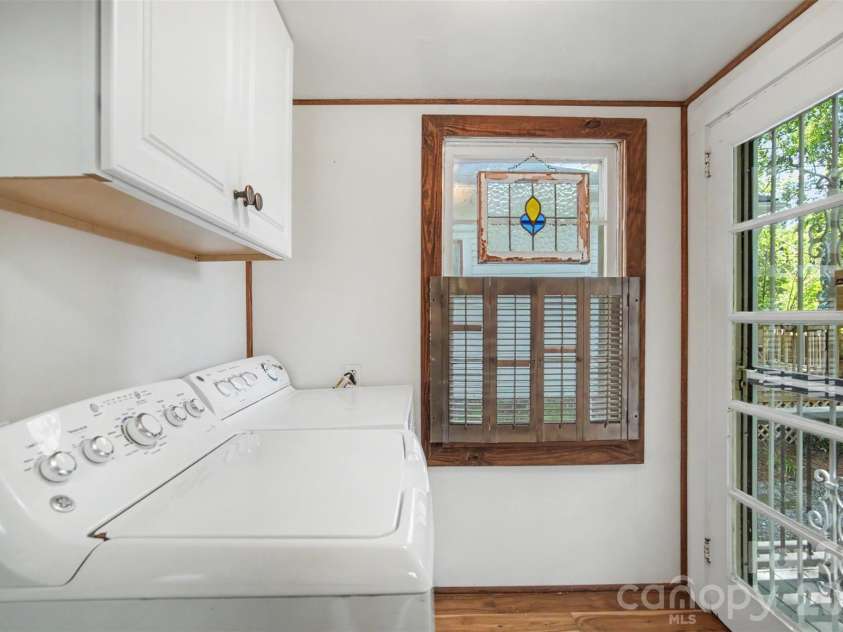 415 5th Avenue, Gastonia, NC 28052.  MLS# CAR4374559, YatesRealty ID 30167. Utility/Laundry Room