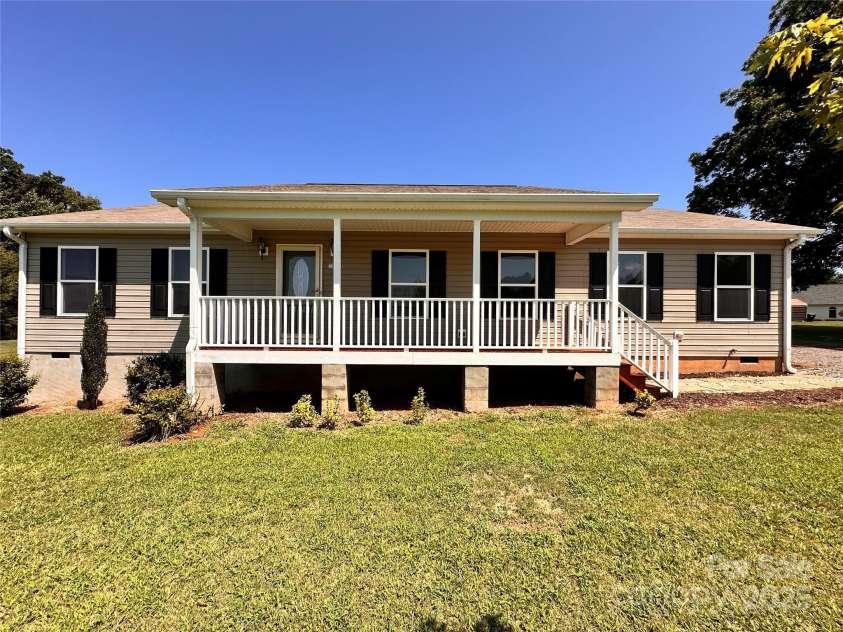 2850 Paul Elmore Road, Lincolnton, NC 28092.  MLS# CAR4281428, YatesRealty ID 30168. 