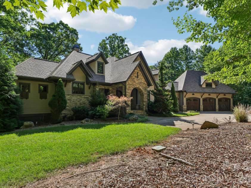 625 Ennis Road, Waxhaw, NC 28173.  MLS# CAR4377861, YatesRealty ID 30168. 