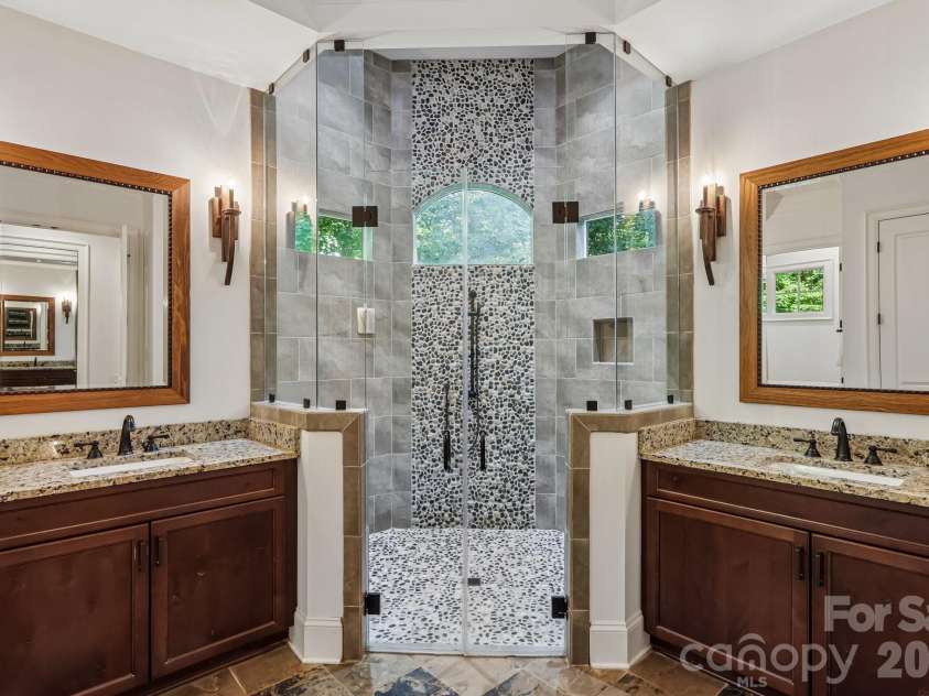 625 Ennis Road, Waxhaw, NC 28173.  MLS# CAR4377861, YatesRealty ID 30168. 