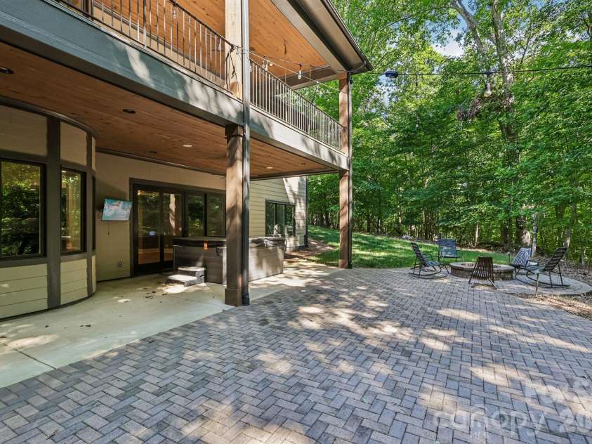 625 Ennis Road, Waxhaw, NC 28173.  MLS# CAR4377861, YatesRealty ID 30168. 