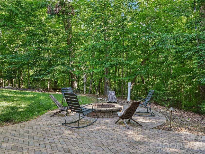 625 Ennis Road, Waxhaw, NC 28173.  MLS# CAR4377861, YatesRealty ID 30168. 