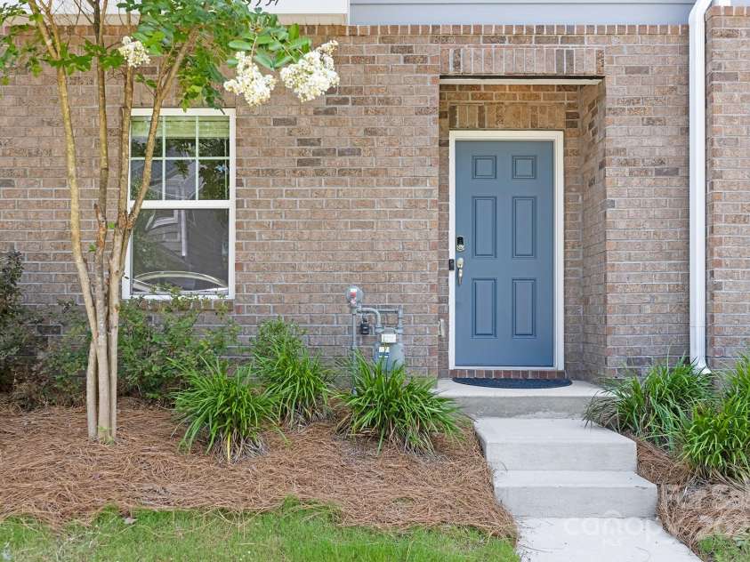 3537 Auburn Curb Road, Charlotte, NC 28217.  MLS# CAR4276014, YatesRealty ID 30169. 