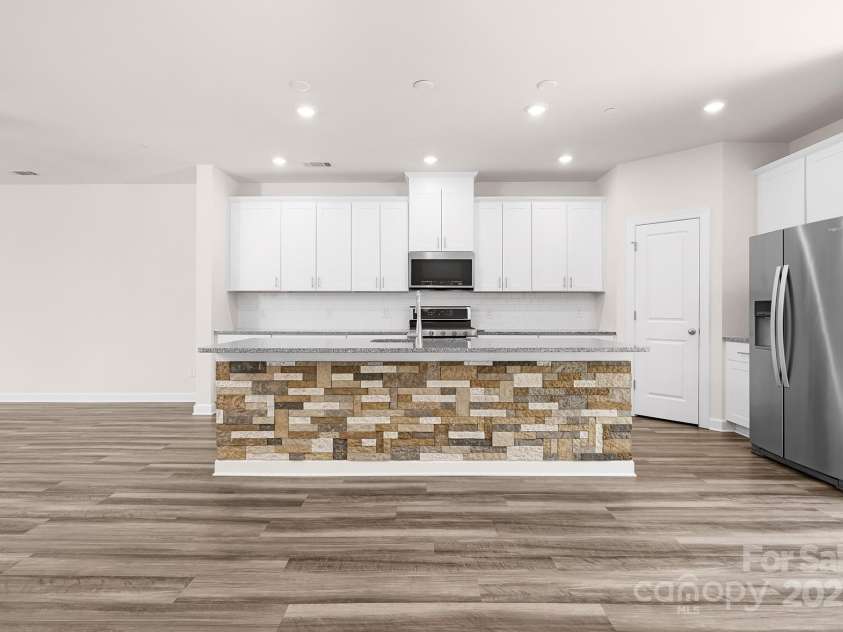 3537 Auburn Curb Road, Charlotte, NC 28217.  MLS# CAR4276014, YatesRealty ID 30169. 