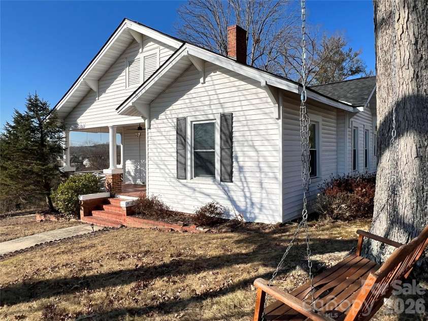 203 Cannon Avenue, Albemarle, NC 28001.  MLS# CAR4341584, YatesRealty ID 3017. Welcome Home