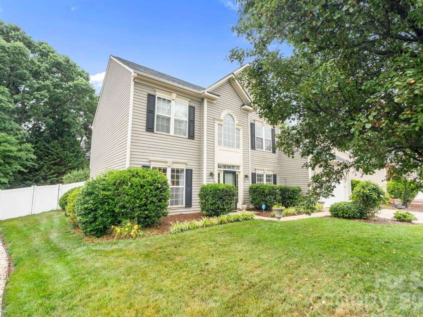 2435 Smith Cove Road, Denver, NC 28037.  MLS# CAR4386315, YatesRealty ID 30170. 
