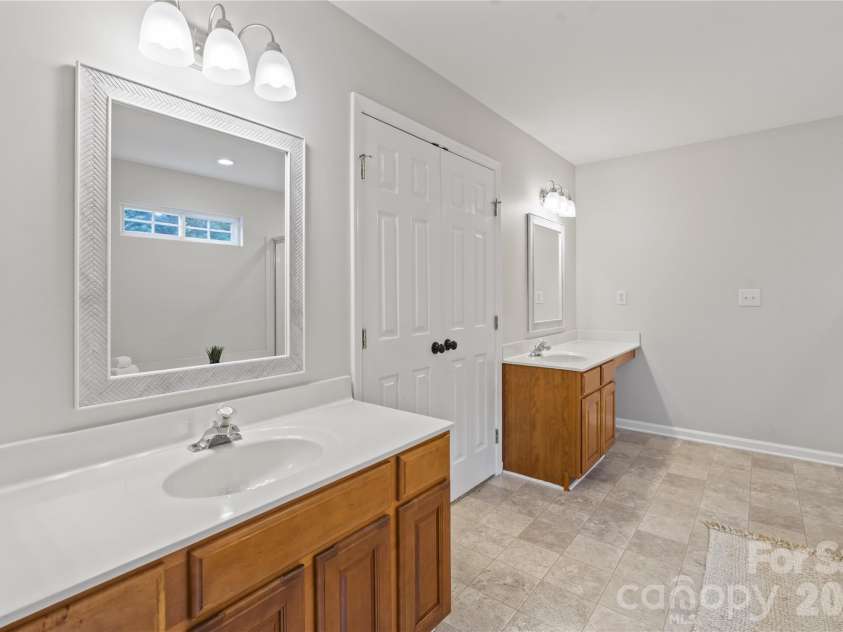2435 Smith Cove Road, Denver, NC 28037.  MLS# CAR4415106, YatesRealty ID 30170. Spacious backyard