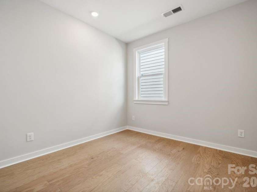18427 Cove Landing Road, Charlotte, NC 28278.  MLS# CAR4381409, YatesRealty ID 30171. Representative Photo