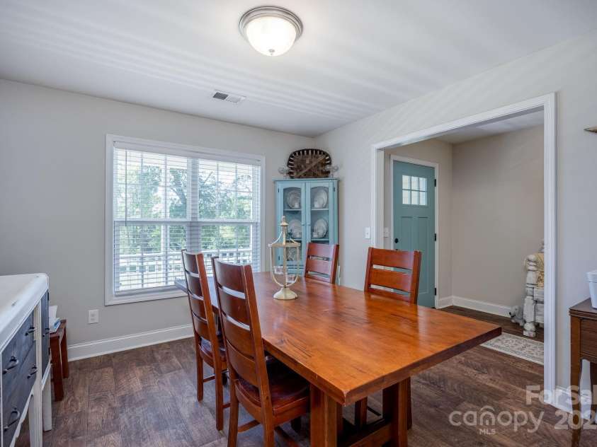 5557 Brooklyn Road, Great Falls, SC 29055.  MLS# CAR4285244, YatesRealty ID 30172. 