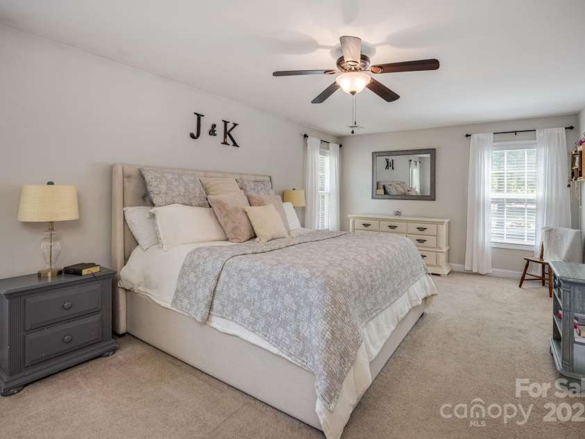 5557 Brooklyn Road, Great Falls, SC 29055.  MLS# CAR4285244, YatesRealty ID 30172. 