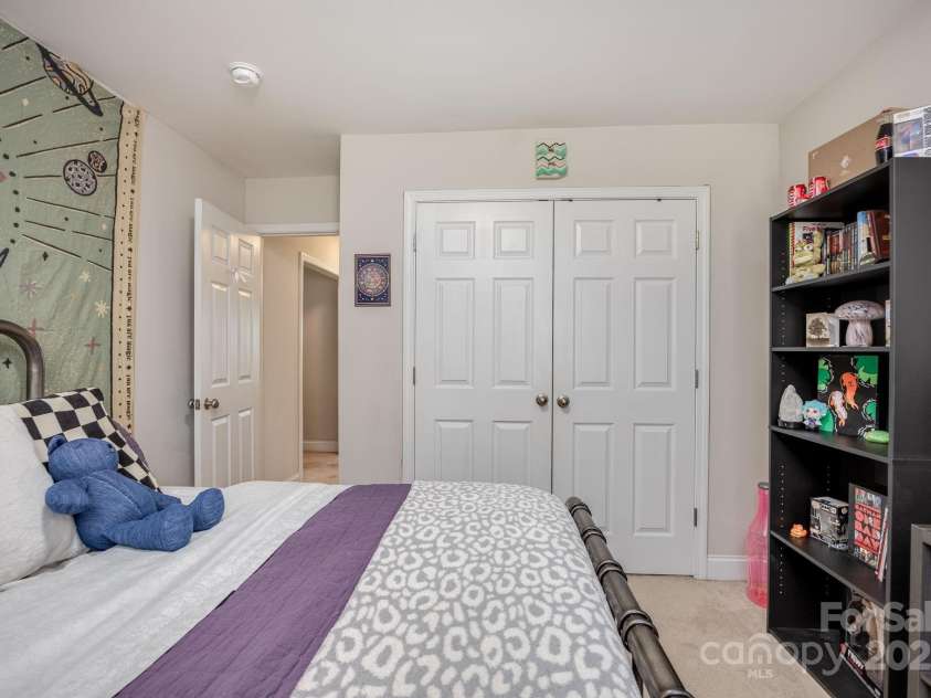 5557 Brooklyn Road, Great Falls, SC 29055.  MLS# CAR4285244, YatesRealty ID 30172. 