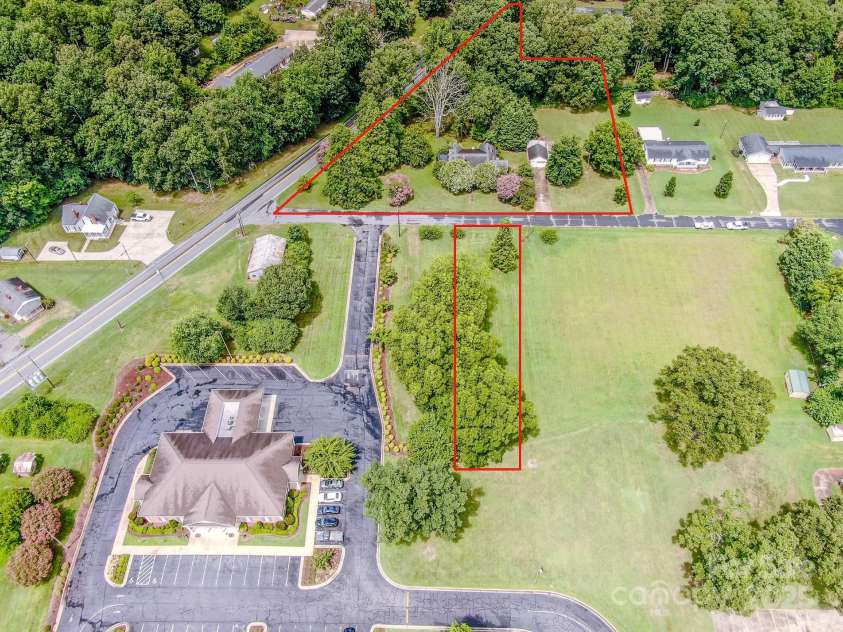 2404 Hwy 150 Road, Lincolnton, NC 28092.  MLS# CAR4285777, YatesRealty ID 30173. 