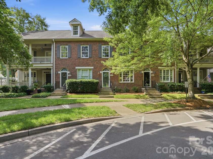 306 Elis Way, Fort Mill, SC 29708.  MLS# CAR4388226, YatesRealty ID 30174. 