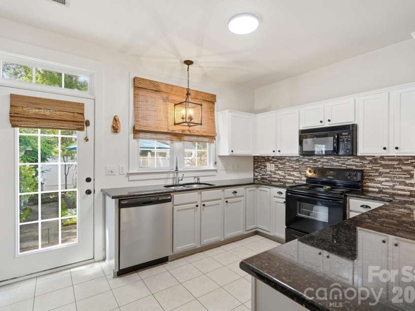 306 Elis Way, Fort Mill, SC 29708.  MLS# CAR4388226, YatesRealty ID 30174. 