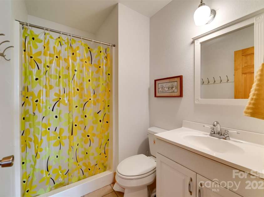 54 Barnwood Way, Whittier, NC 28789.  MLS# CAR4287146, YatesRealty ID 30174. 